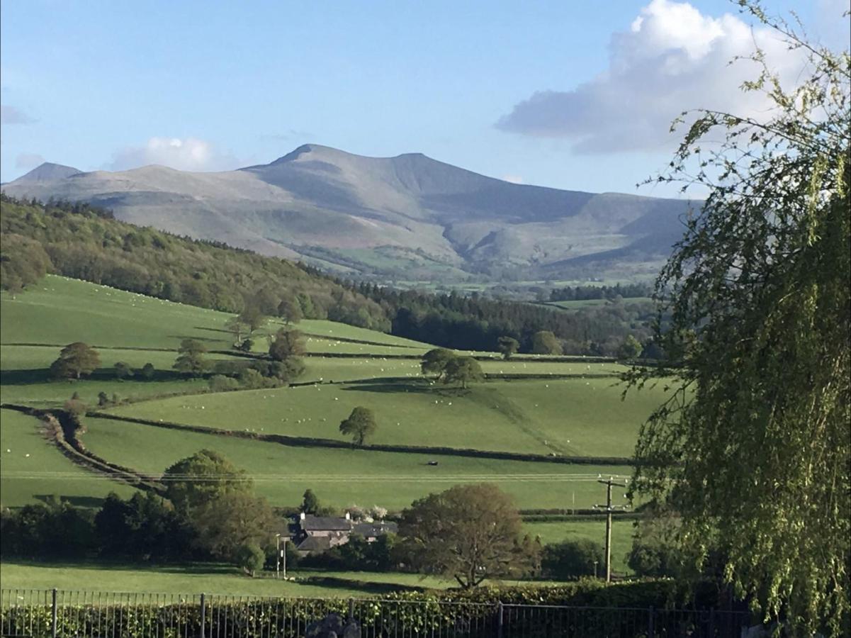 Cosy Arts & Crafts Cottage With Stunning Views Brecon Zewnętrze zdjęcie